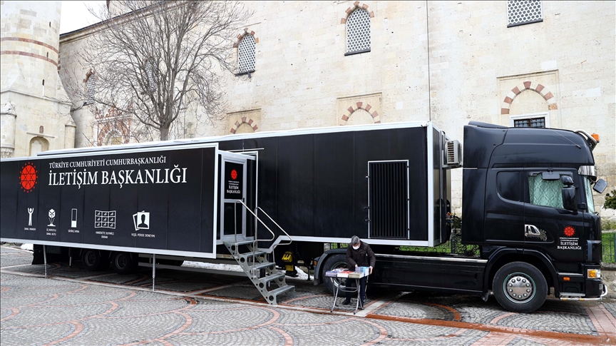 Cumhurbaşkanlığı İletişim Başkanlığının "Dijital Tır"ı Türkiye turuna Edirne'den başladı