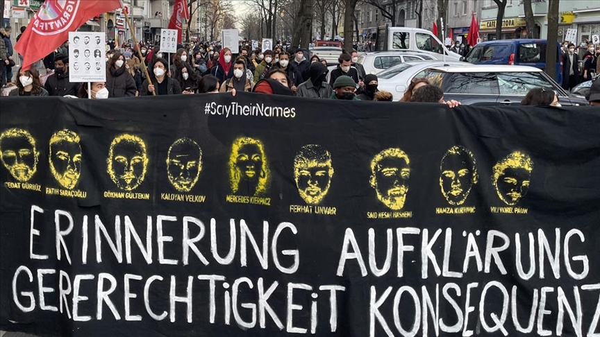 Hanau'daki ırkçı terör kurbanları için Köln'de dikilen anıt tahrip edildi