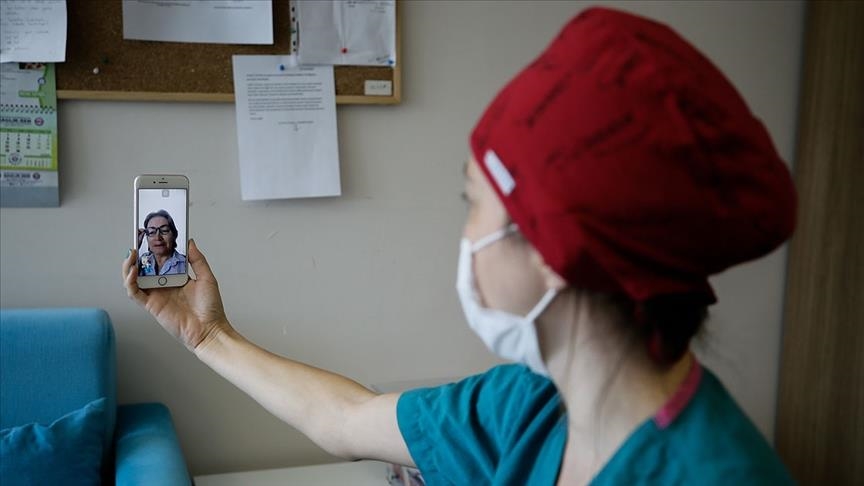 Smartphones: Key socialization aid amid pandemic