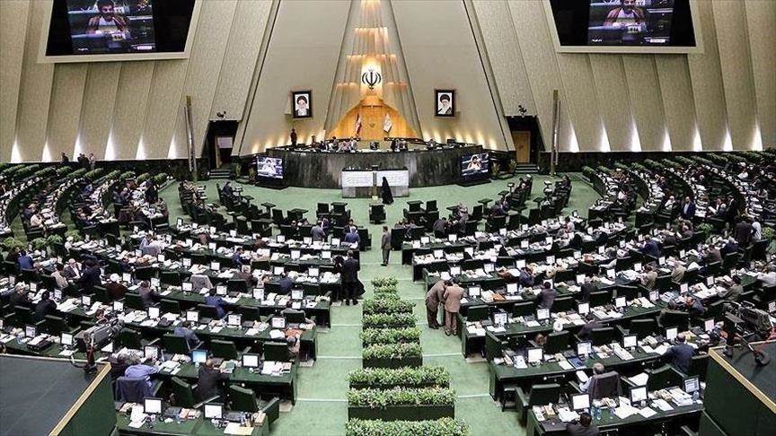مجلس ایران پرونده «تخلف رئیس جمهوری» را به قوه قضاییه ارجاع می‌دهد
