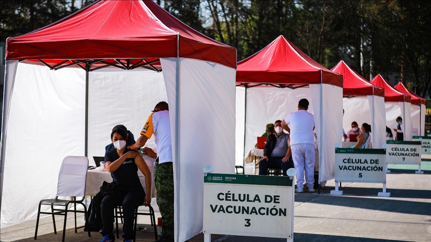 Migrantes serán vacunados contra la COVID-19 en México
