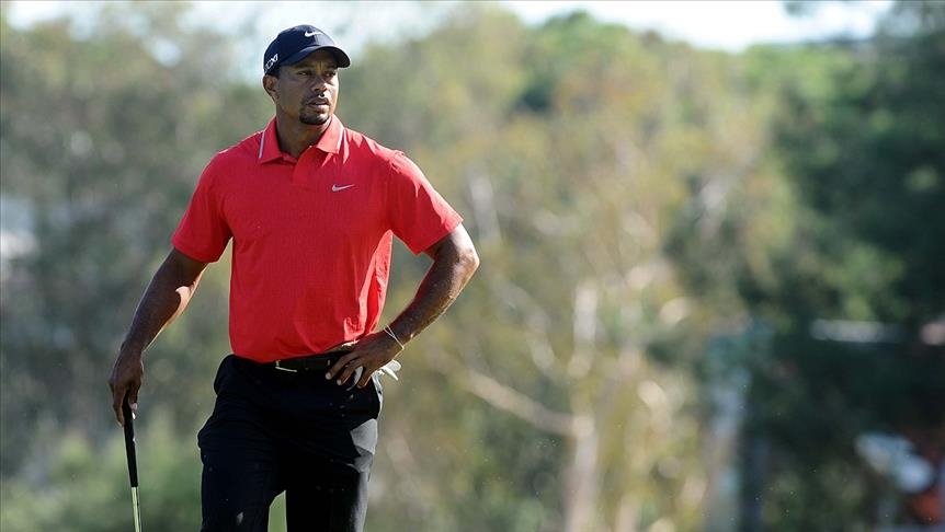 Tiger Woods lucky to be alive after car crash: police