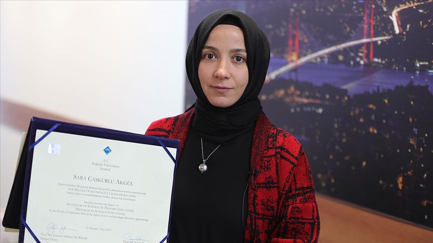 Boğaziçi Üniversitesi'ndeki başörtüsü yasağı hayallerini ertelemesine neden oldu