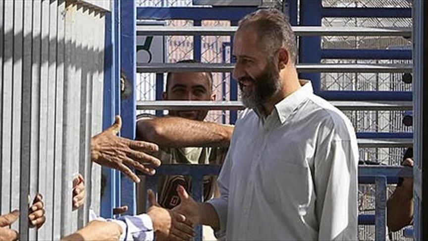 Israel said to warn Hamas leader not to run in polls