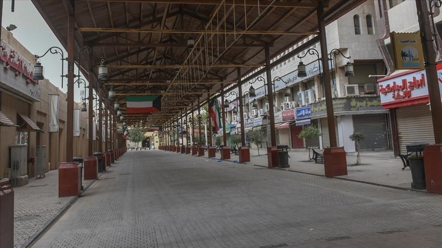Measures tighten in Kuwait, Iraq to stem virus spread