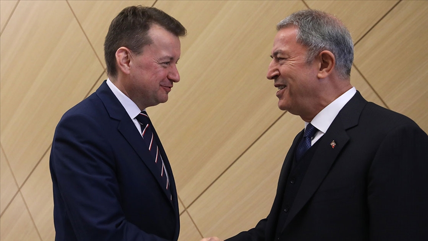 Milli Savunma Bakanı Akar, Polonya Savunma Bakanı Blaszczak ile telefonda görüştü