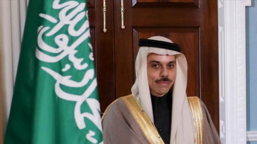 Saudi FM visits Oman amid reports of mediation in Yemen