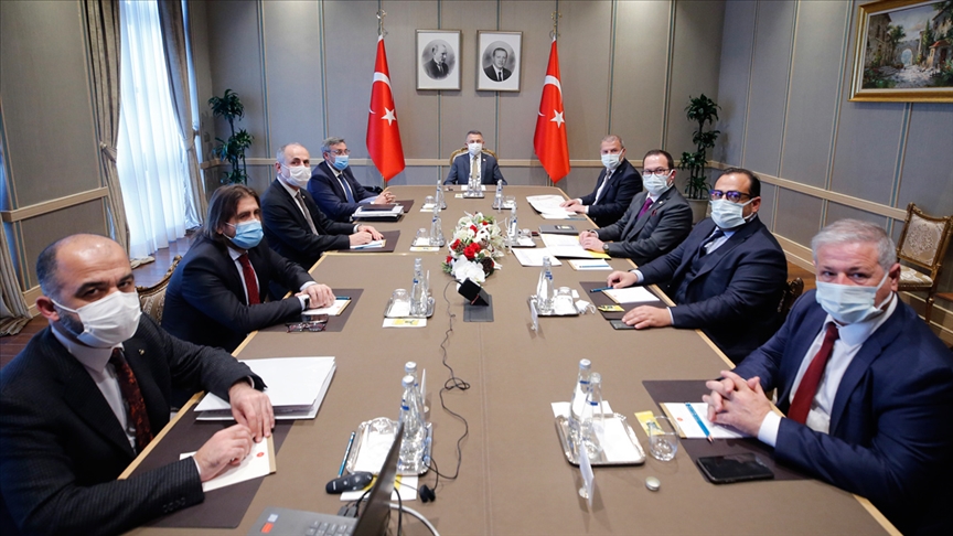 Cumhurbaşkanı Yardımcısı Oktay, KKTC Ekonomik Örgütler Platformu üyeleriyle bir araya geldi