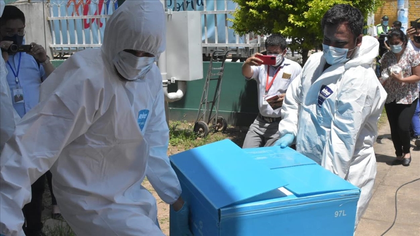 Llegaron a Bolivia 500.000 vacunas Sinopharm para iniciar la vacunación masiva contra el COVID-19