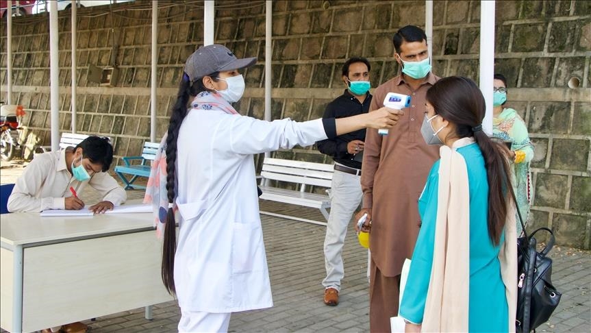 Pakistan cabut semua aturan pembatasan Covid-19