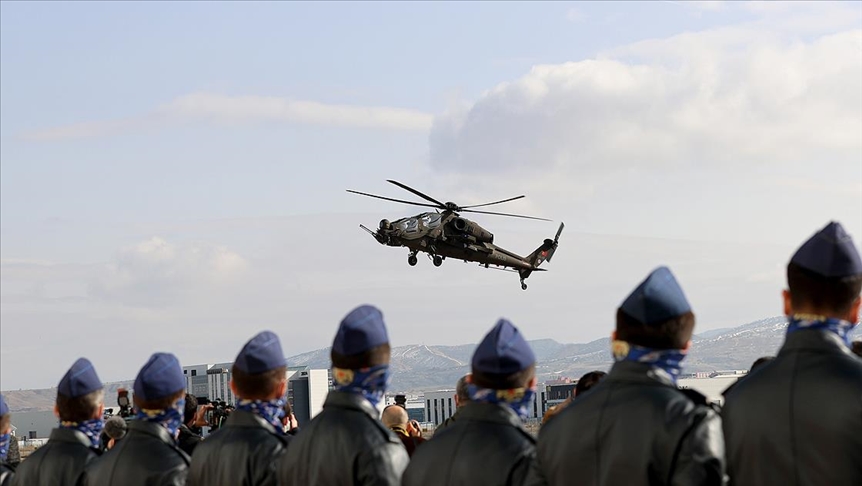 ilk atak helikopteri teslim edildi