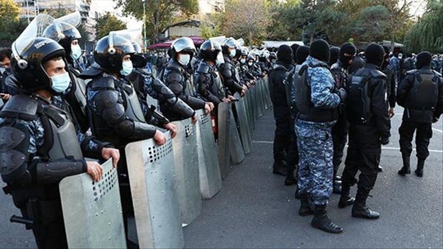 Активисты в центре Еревана перекрыли несколько улиц