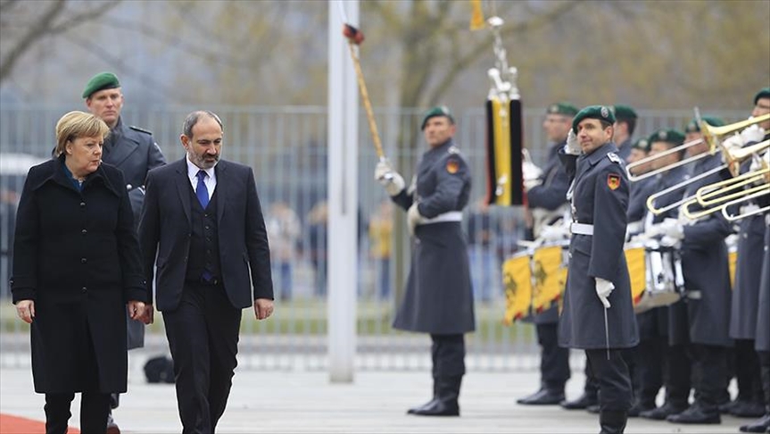 EEUU y la Unión Europea instan a las partes en Armenia a actuar con moderación y evitar la violencia