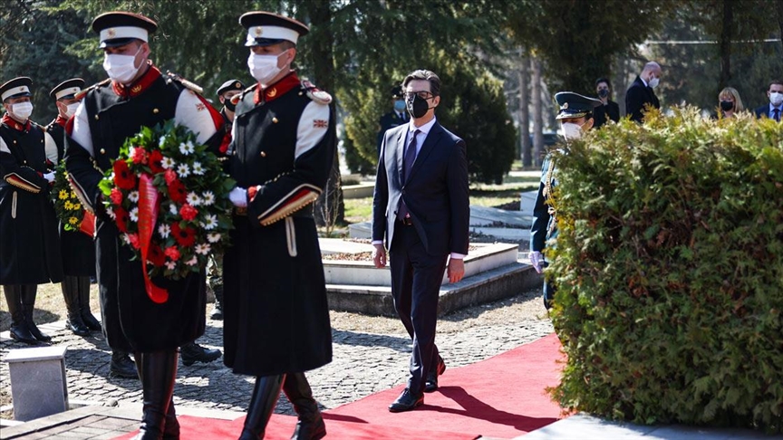 Одбележани 17 години од смртта на Борис Трајковски, поранешниот претседател на Северна Македонија