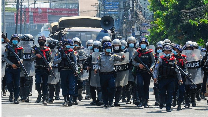 Dozens held, many injured in Myanmar crackdown