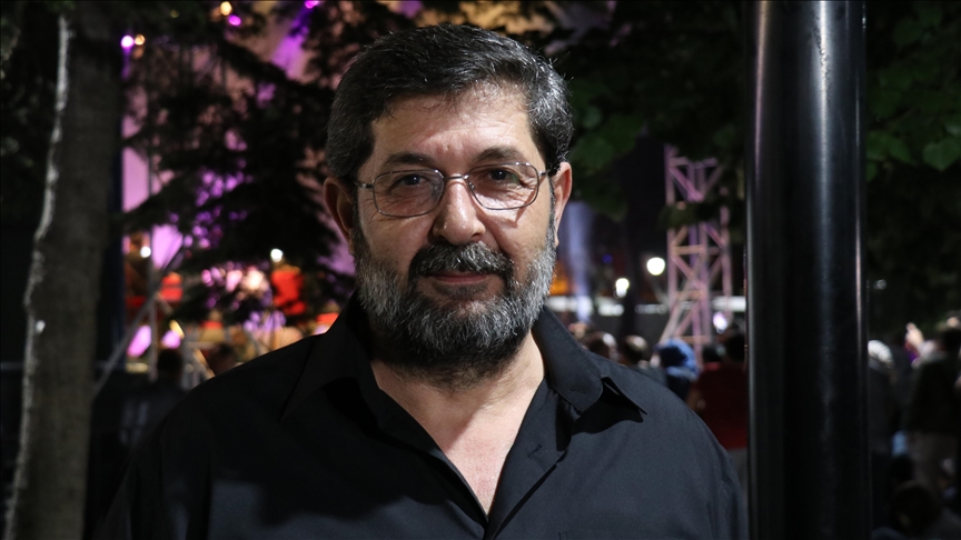Sanatçı Hasan Sağındık, Postmodern darbe sürecinde sanatçıların yaşadığı zorlukları anlattı