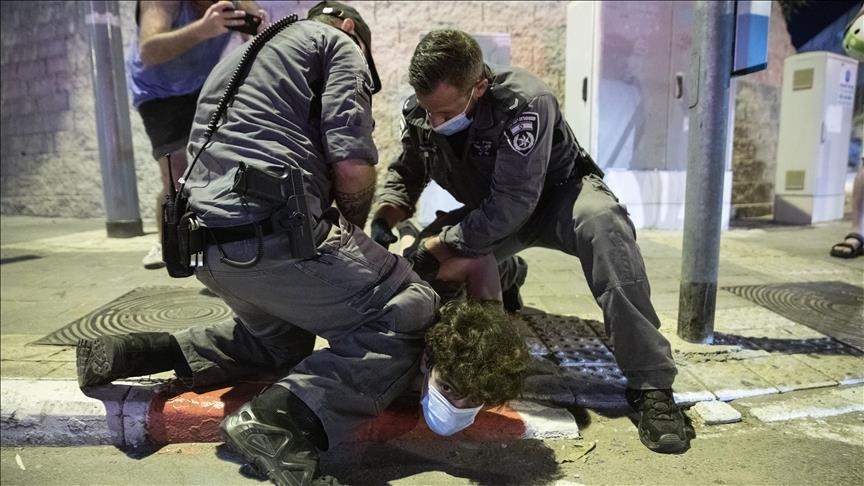 الشرطة الإسرائيلية تُصيب وتعتقل متظاهرين في "أم الفحم"
