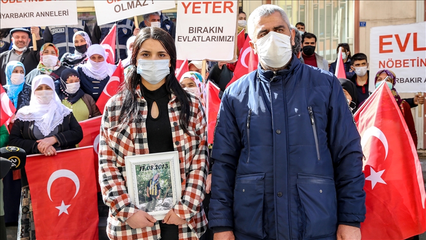 PKK abductions: Bereft of daughter, family joins anti-terror protest