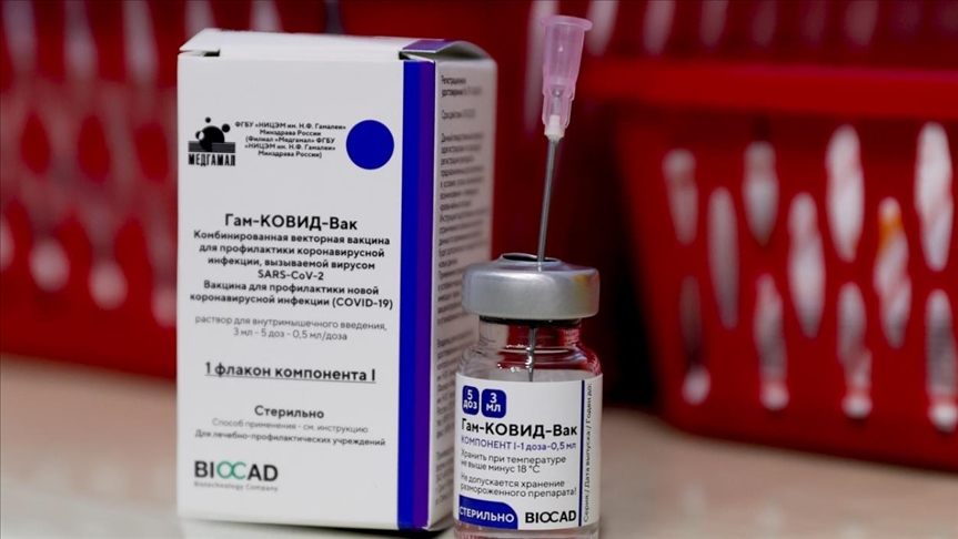 Argentina firma acuerdo para producir vacuna rusa contra la COVID-19