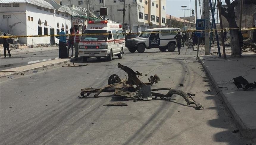 Roadside bomb kills 3 in Somali capital