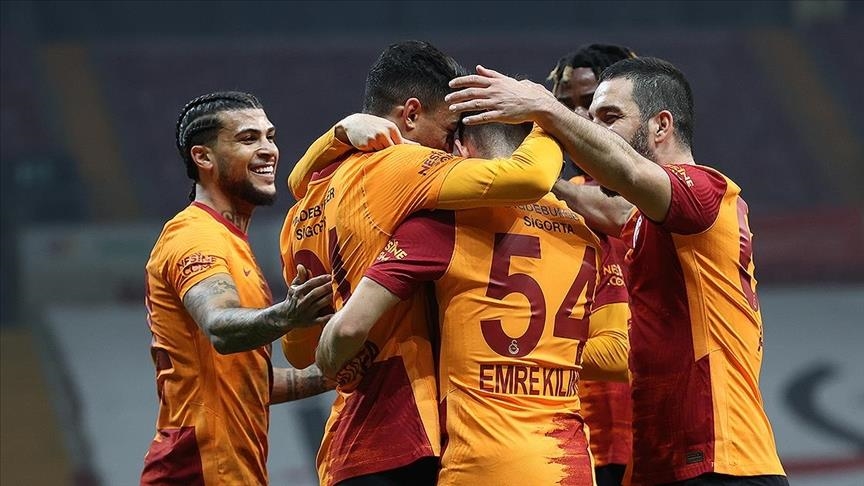 Galatasaray beat Erzurumspor to maintain league lead 