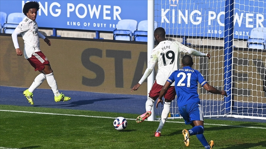 Leicester City, sahasında Arsenal’e mağlup oldu