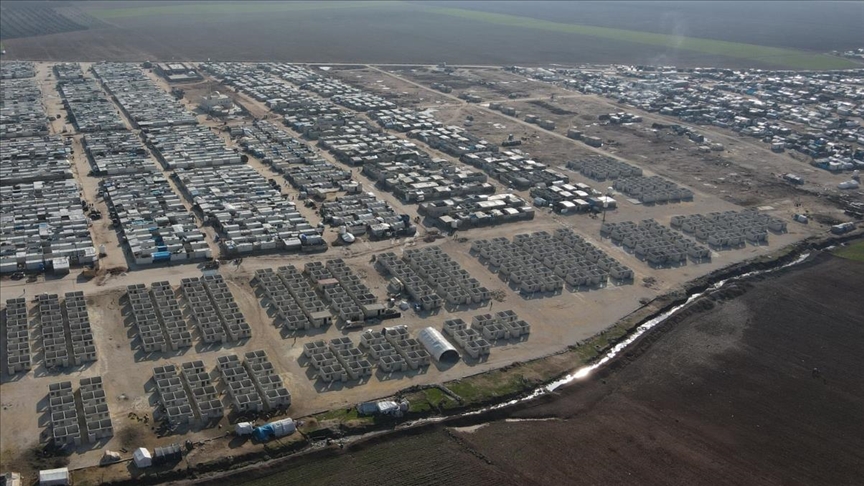 " الإغاثة التركية" تقدم 300 منزل إضافي للنازحين شمالي سوريا