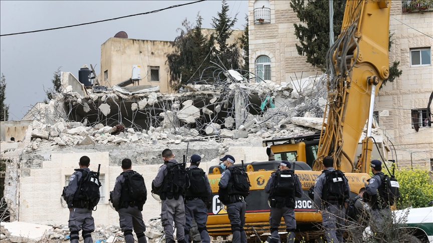 نظامیان اسرائیل خانه یک فلسطینی را در قدس تخریب کردند
