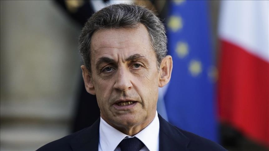 Поранешниот претседател на Франција Саркози осуден на три години затвор