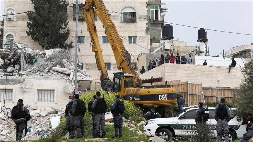إسرائيل تهدم منزلا سكنيا في القدس الشرقية