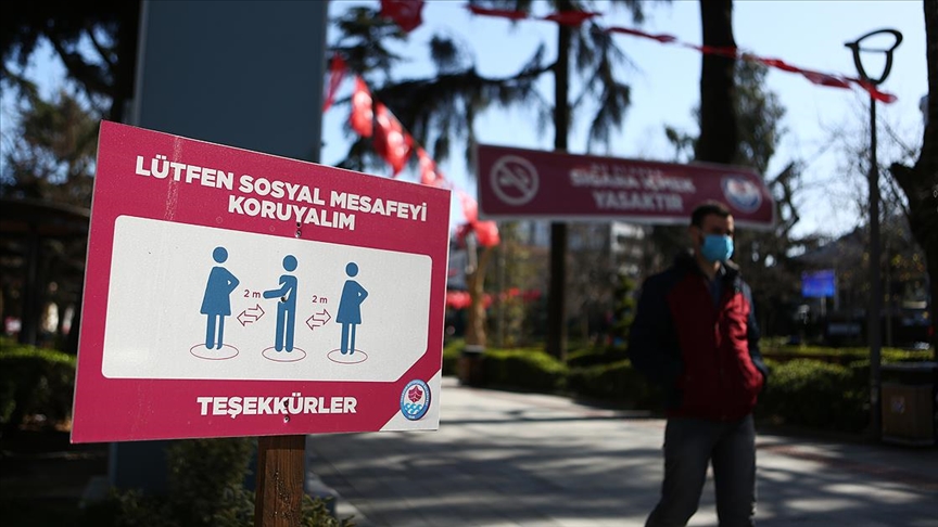 Haftalık Kovid-19 vaka sayıları Doğu ve Güneydoğu'da düşük Karadeniz'de yüksek seyrediyor