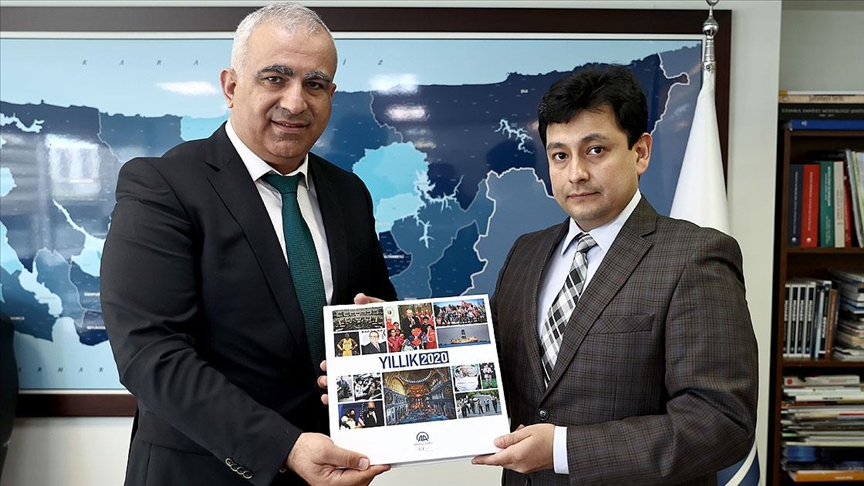 Özbekistan Cumhuriyeti İstanbul Başkonsolosu Agzamhodcaev'den AA'ya ziyaret