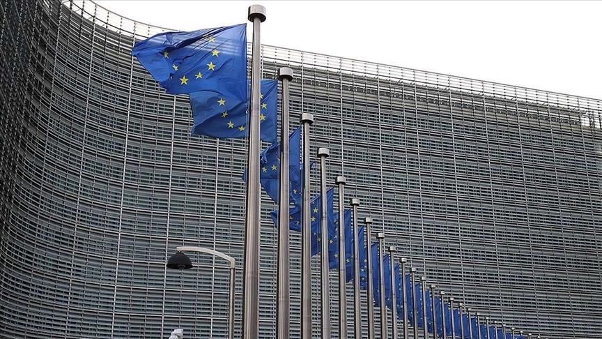 EU on pushbacks: 'Greece must respect basic rights'
