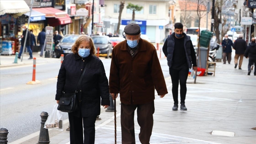Türkiye'de 11 bin 837 kişinin Kovid-19 testi pozitif çıktı, 68 kişi hayatını kaybetti
