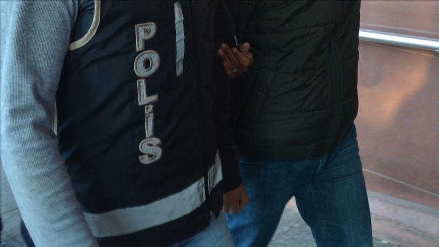 HDP'li Karaçoban Belediye Başkanı Halit Uğun ve şoförü gözaltına alındı