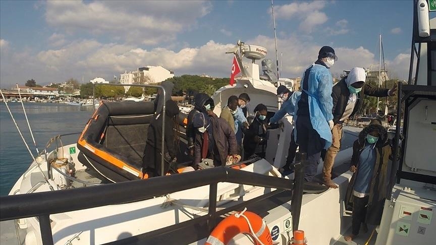 17 asylum seekers held in northwestern Turkey