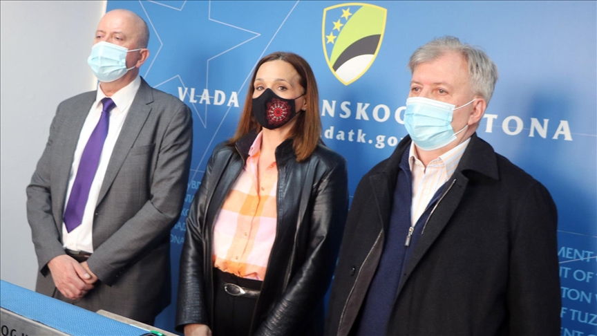 Tuzlanski kanton: Udvostručen broj hospitaliziranih, ugostiteljski objekti rade do 20 sati