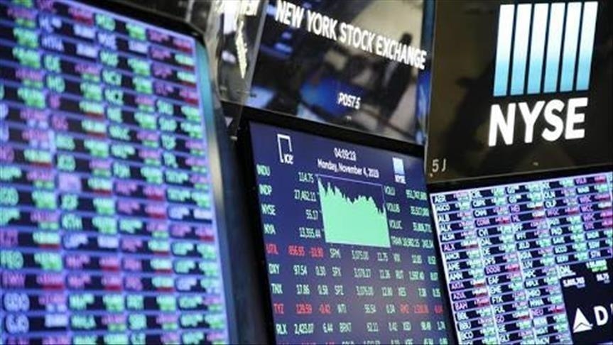 US stocks open mixed with weak economic data