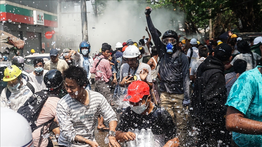 10 protesters killed in increasing Myanmar crackdown
