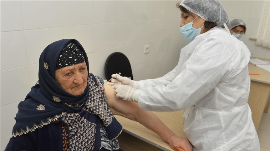 В Азербайджане вакциной от COVID-19 привились свыше 337 тыс. человек