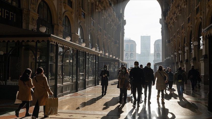 Коронавирус унес жизни более 840 журналистов по всему миру