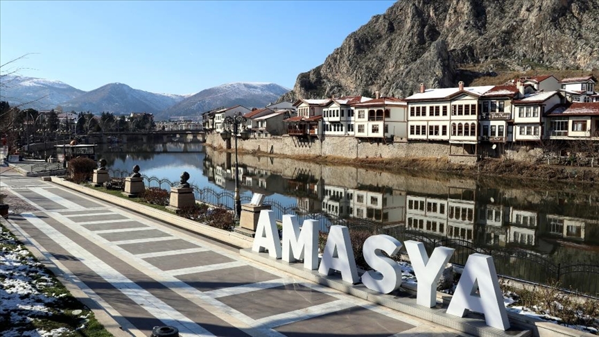 'Çok yüksek riskli' Amasya'da Kovid-19 vakalarının azaltılması için seferberlik başlatıldı