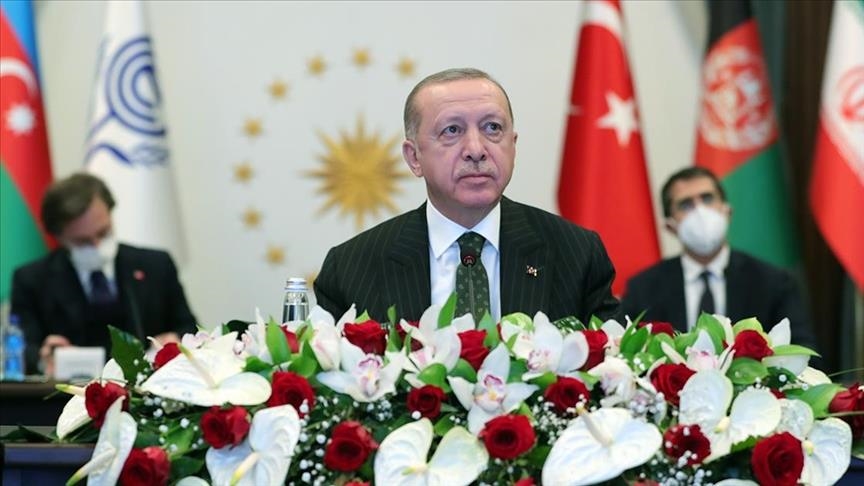 Ο πρόεδρος της Τουρκίας απευθύνεται σε ηγέτες στην οικονομική σύνοδο κορυφής