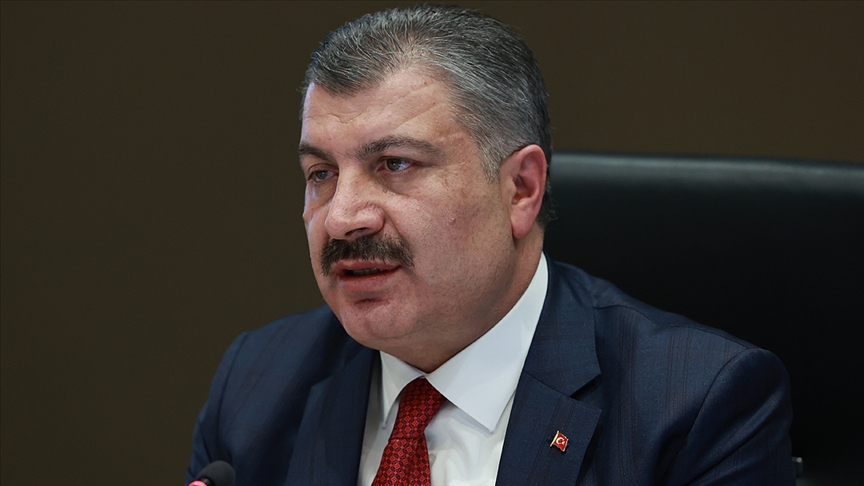 Sağlık Bakanı Koca: Pandemi sürecinin hayatımızın her alanında derin izler bırakması kaçınılmaz