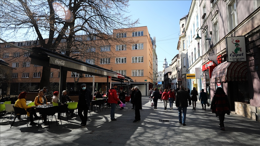 Sarajevo: Raste broj oboljelih od COVID-19, građani sve manje poštuju mjere zaštite