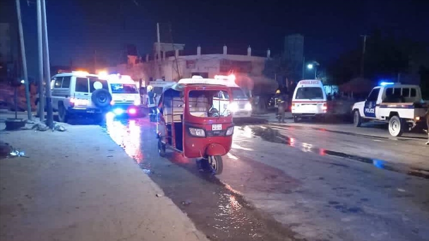 At least 20 killed in Mogadishu car bombing