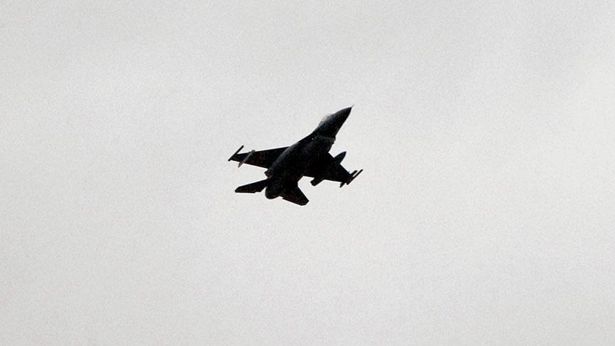 حملات هوایی ارتش عراق به مواضع داعش