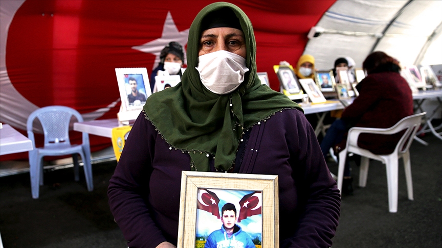 Diyarbakır annelerinden Rahime Taşçı: 7 yıldır evladımdan haber almadım. Çok çile çekiyorum