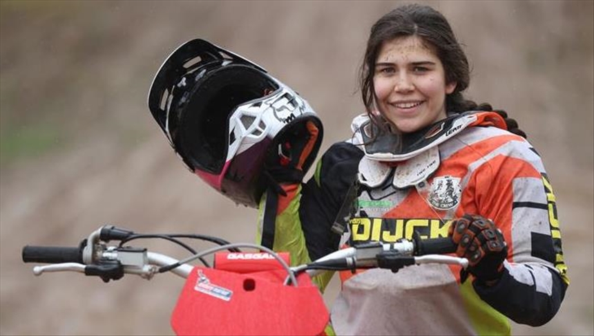 Turkish female motocross rider to race in World C'ship