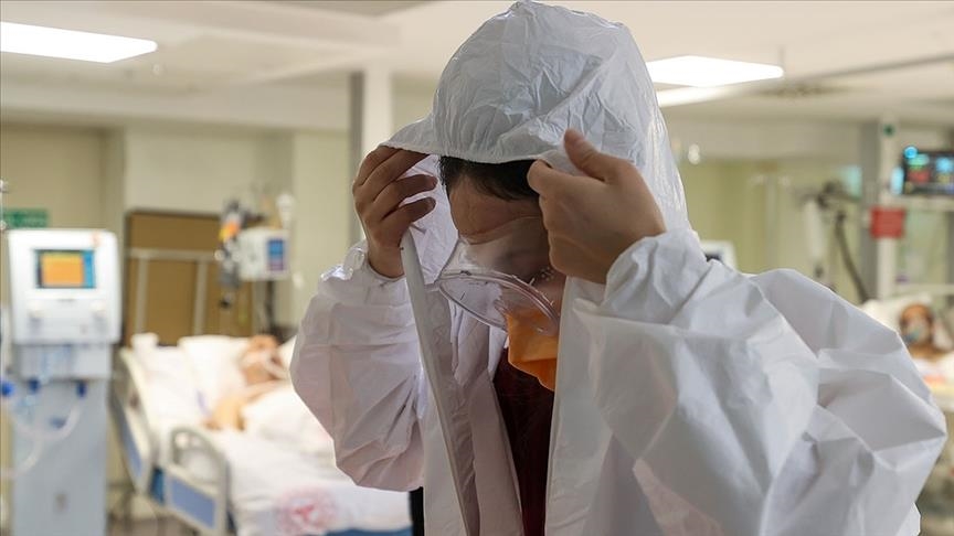 Turkey reports over 11,000 new coronavirus infections